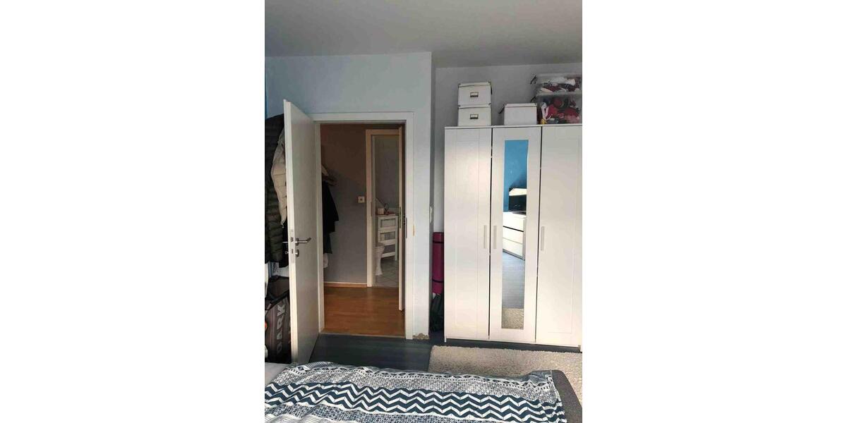 Dachgeschoßwohnung Hagen Hagen-Mitte - 2 Zimmer, 64 m&sup2;, 450&euro; | Angebot:25081452