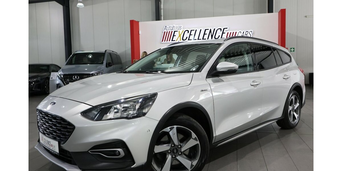 Ford Focus TUNIER 1.5 EB ACTIVE CROSS OVER / LED / 117.000 km 14.444 &euro; Hamm 59077