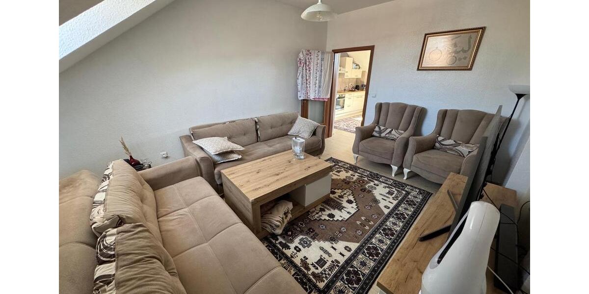 Dachgeschoßwohnung Iserlohn - 3.5 Zimmer, 95 m&sup2;, 750&euro; | Angebot:25725335