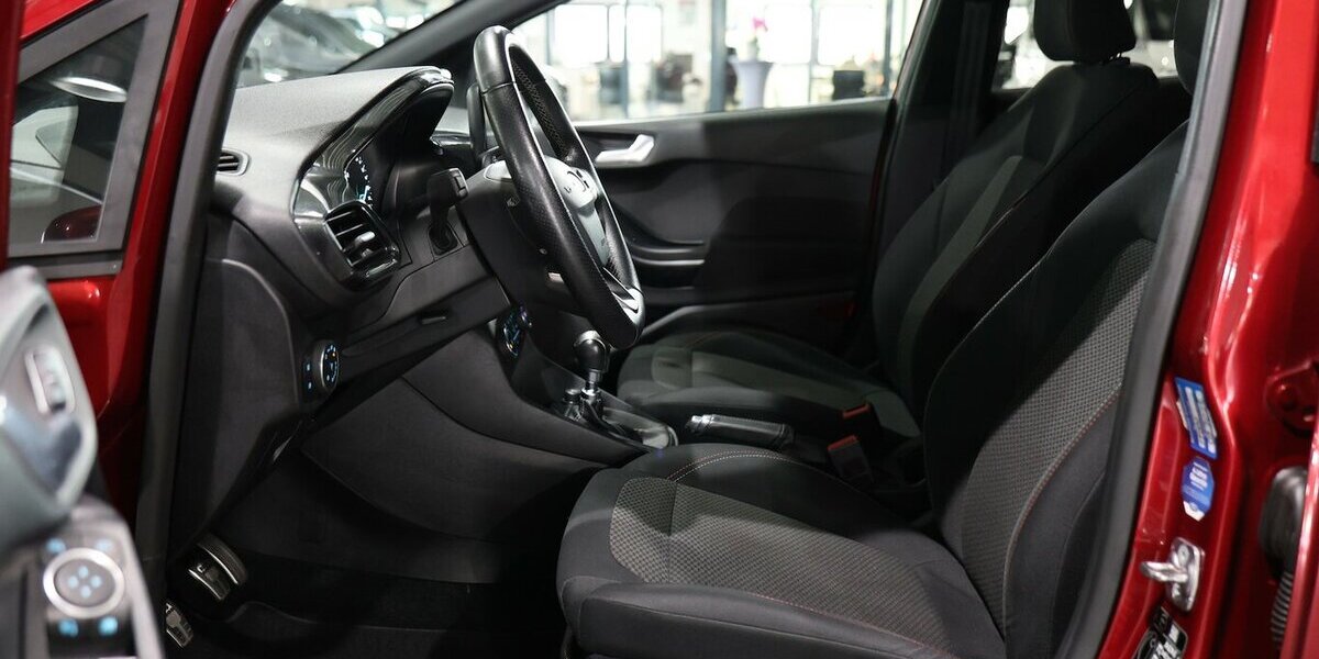Ford Fiesta 1.0 EB ST-LINE SPORT / LED / NAVI+APPLE 89.000 km 12.444 &euro; Hamm 59077