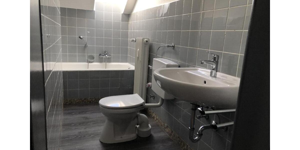 Dachgeschoßwohnung Hagen Hagen-Nord - 2 Zimmer, 44 m&sup2;, 280&euro; | Angebot:26005608