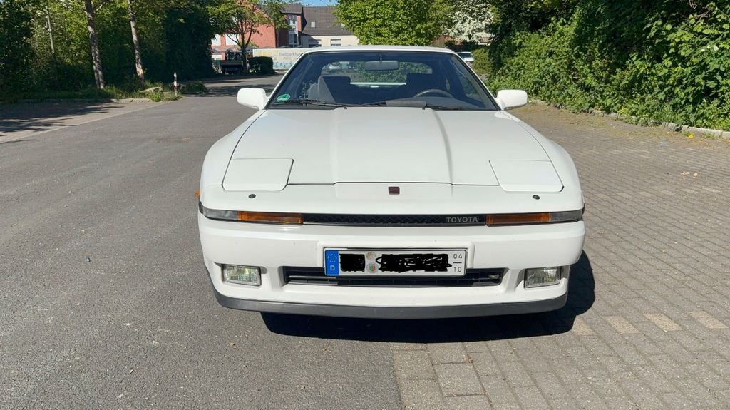 Toyota Supra 79.700 km 14.990 &euro; Kamen 59174