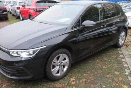 VW Golf Life 1.5 TSI NAVI PANO IQ-LIGHT KAMERA ALU AP 81.000 km 17.900 &euro; Bergkamen 59192