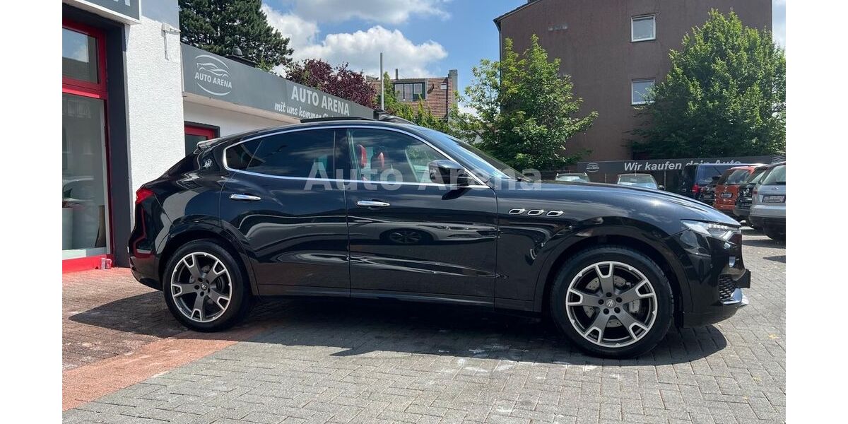Maserati Levante 199.000 km 29.990 &euro; Hamm 59065
