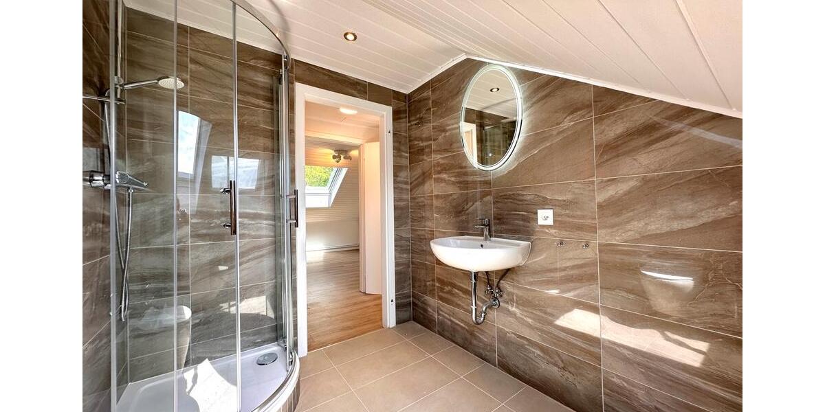 Doppelhaushälfte Hemer - 8 Zimmer, 155 m&sup2;, 1.400&euro; | Angebot:26006012