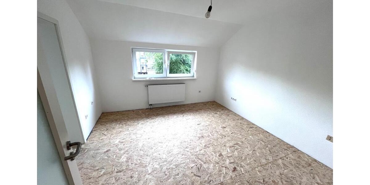 Dachgeschoßwohnung Lünen Alstedde - 3 Zimmer, 36 m&sup2;, 300&euro; | Angebot:26593595