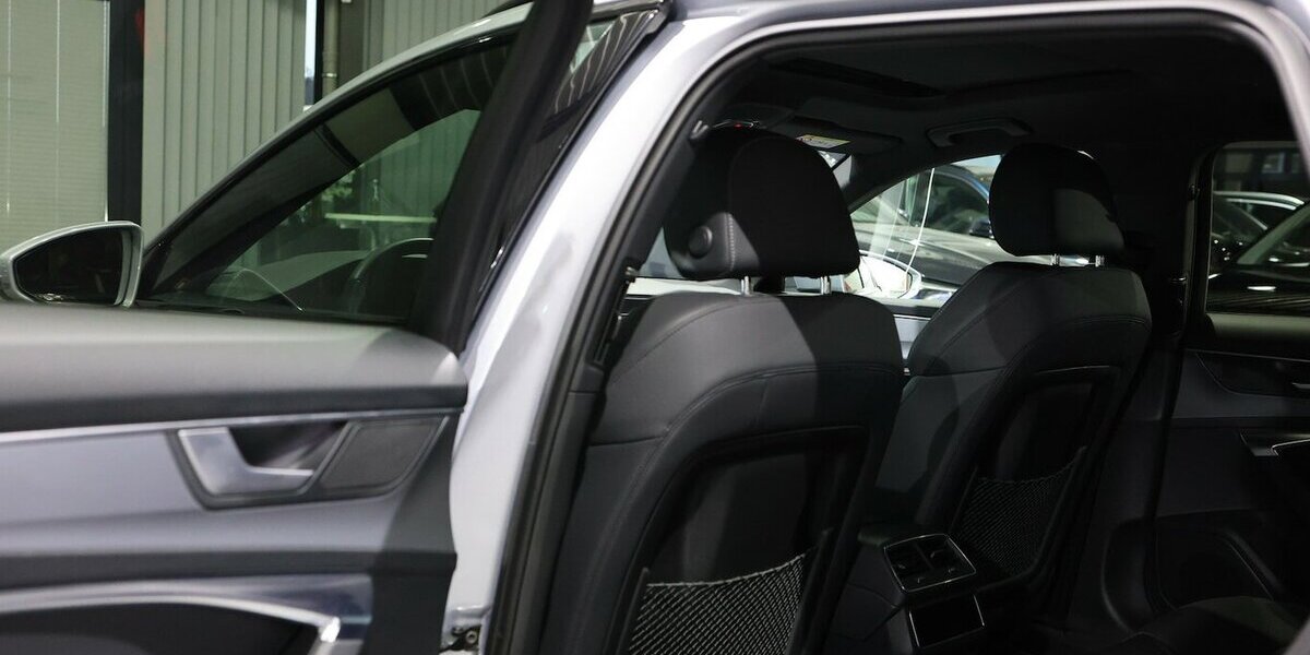 Audi A6 Avant 40 TDI S-LINE BLACK / PANORAMA, LED, VC 30.000 km 43.111 &euro; Hamm 59077