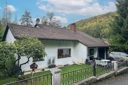 Haus Hagen Dahl - 5 Zimmer, 176 m&sup2;, 250.000&euro; | Angebot:25958415