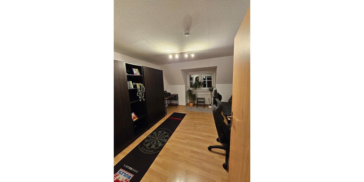 Dachgeschoßwohnung Lünen Alstedde - 4 Zimmer, 80 m&sup2;, 590&euro; | Angebot:26549535