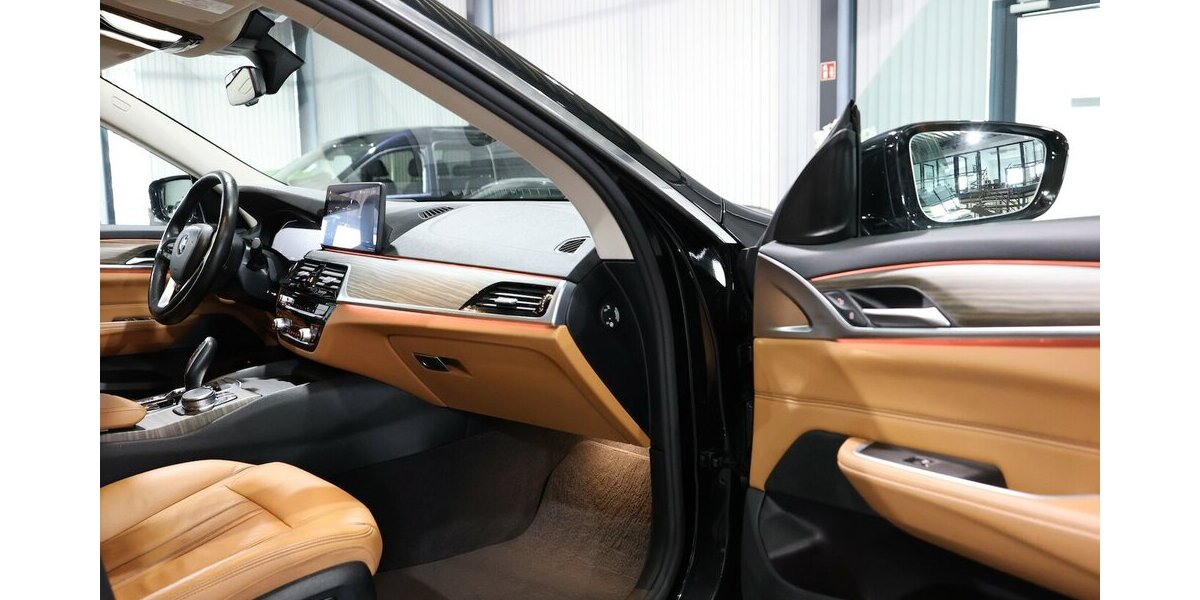 BMW 640 Gran Turismo d xDrive INNOVATION BLACK&BROWN 108.000 km 39.444 &euro; Hamm 59077