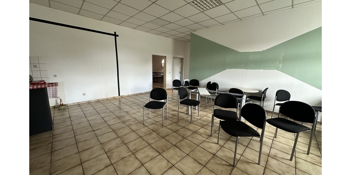 Attraktive Fahrschulfläche in Top-Lage von Dortmund-Brackel - Gewerbeobjekt Dortmund / Brackel Brackel | Angebot:26057671