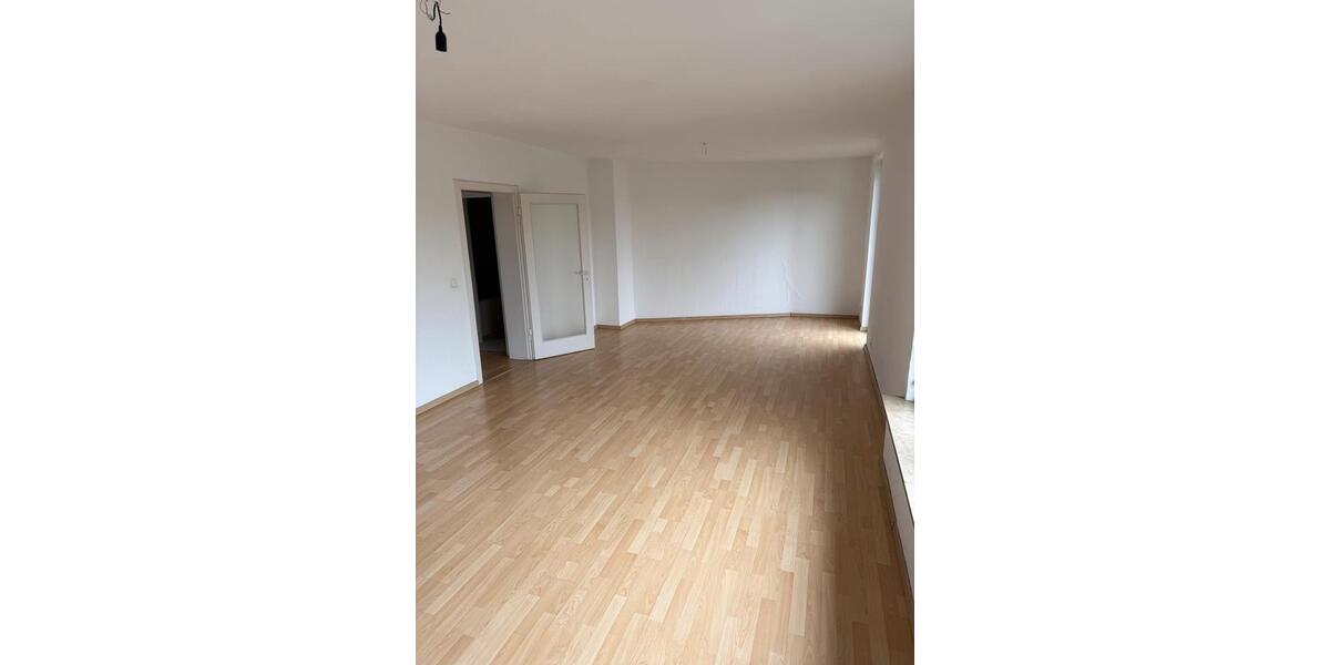 Hochparterre Dortmund Brackel - 3 Zimmer, 87 m&sup2;, 907&euro; | Angebot:25934324