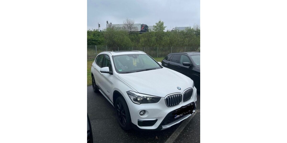 BMW X1 194.000 km 15.800 &euro; Hamm 59065