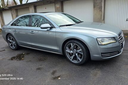 Audi A8 182.000 km 15.900 &euro; Datteln 45711