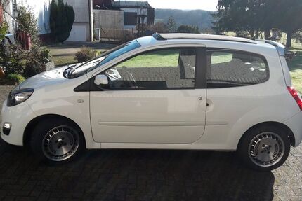 Renault Twingo 63.000 km 4.400 &euro; Hemer 58675
