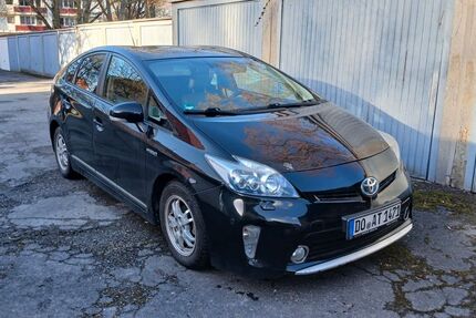 Toyota Prius 147.000 km 7.500 &euro; Dortmund 44319