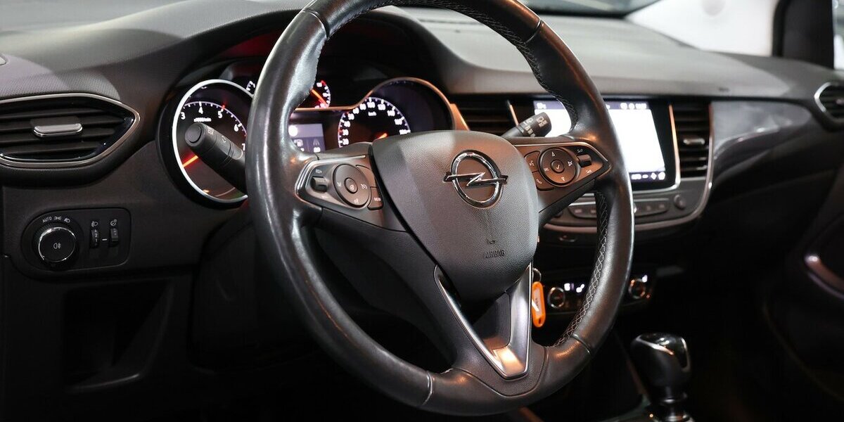 Opel Crossland T ELEGANCE / LED, LEDER, NAVI+KAMERA 27.000 km 15.991 &euro; Hamm 59077