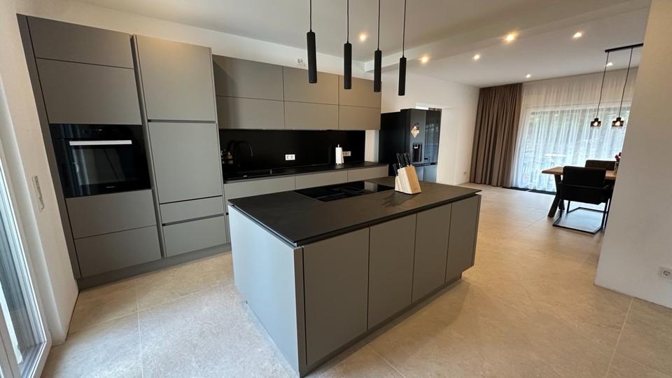 Mehrfamilienhaus, Wohnhaus Hemer - 7 Zimmer, 437 m&sup2;, 679.000&euro; | Angebot:25551082