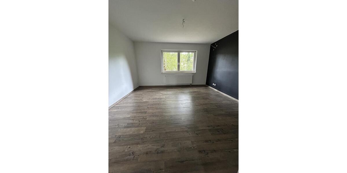 Erdgeschoßwohnung Ahlen Dolberg - 3.5 Zimmer, 96 m&sup2;, 776&euro; | Angebot:25050804