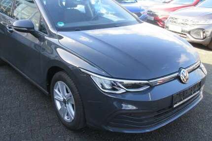 VW Golf Life 1.0 eTSI DSG KAMERA ALU APS LED CLIMATRO 28.737 km 20.988 &euro; Bergkamen 59192