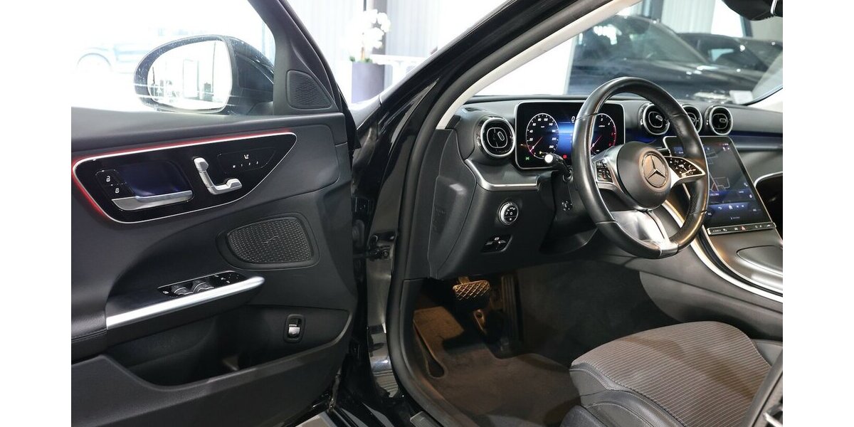 Mercedes-Benz C 220 d T AVANTGARDE ADVANCED / LASER, DISTRONIC 82.000 km 30.991 &euro; Hamm 59077