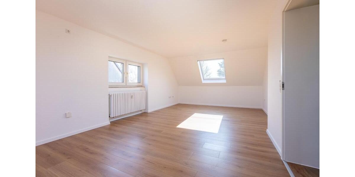 Dachgeschoßwohnung Witten Heven - 1.5 Zimmer, 35 m&sup2;, 420&euro; | Angebot:25903448