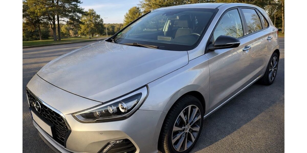 Hyundai i30 60.999 km 15.000 &euro; Hemer 58675
