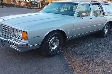 Chevrolet Caprice 87.000 km 8.500 &euro; Fröndenberg 58730