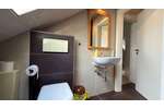 Bezugsfreie Reihenhaushälfte mit Vollausstattung, moderner Küche, Jacuzzi, Fitnessraum & Garten - Reihenmittelhaus Bönen | Angebot:26763156