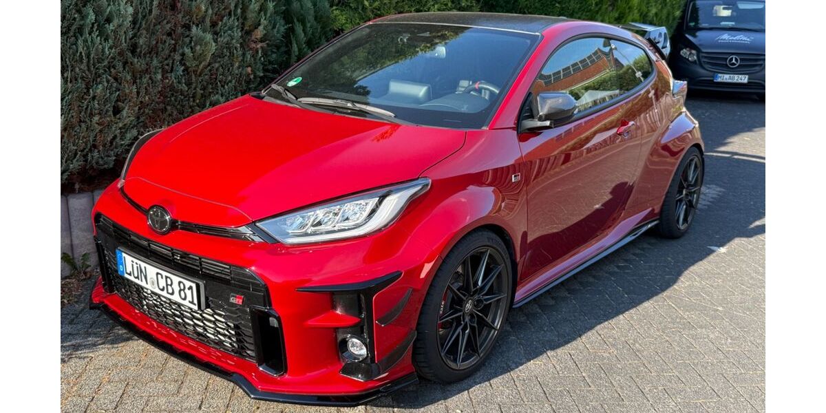 Toyota Yaris 9.500 km 42.200 &euro; Bergkamen 59192