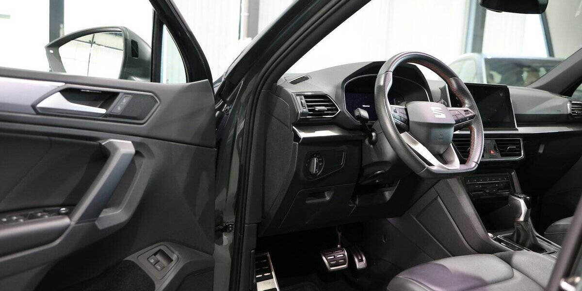 Seat Tarraco 1.4 TSI e-Hybrid DSG FR-SPORT / PANORAMA 85.000 km 27.555 &euro; Hamm 59077