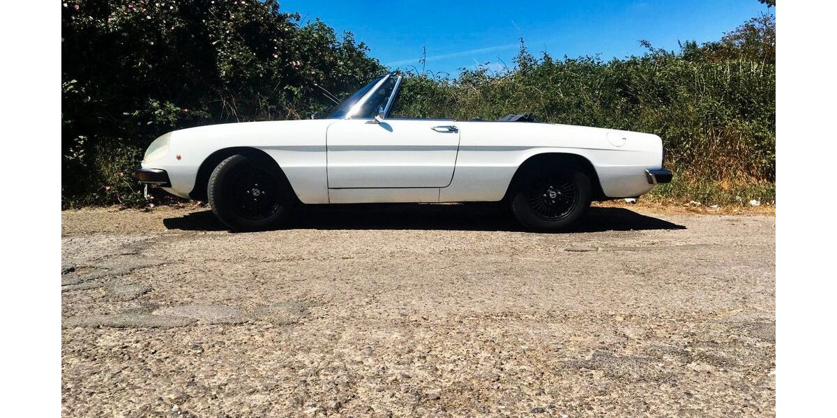 Alfa Romeo Spider 123.500 km 15.990 &euro; Hagen 58135