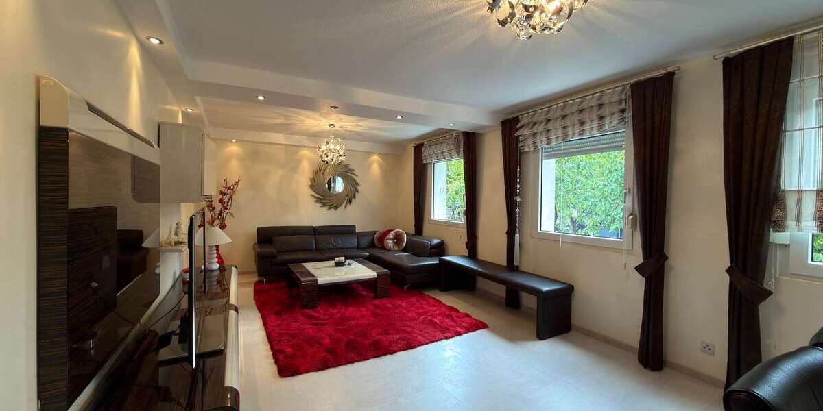 Bezugsfreie Reihenhaushälfte mit Vollausstattung, moderner Küche, Jacuzzi, Fitnessraum & Garten - Reihenmittelhaus Bönen | Angebot:26763156