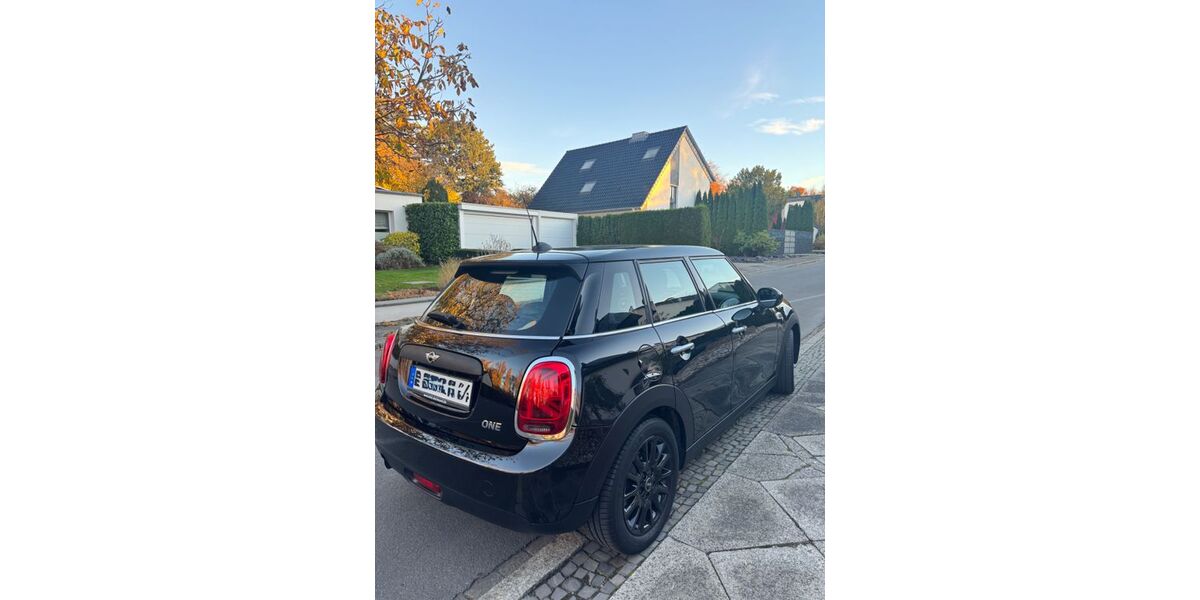 Mini ONE 99.800 km 11.800 &euro; Dortmund 44141