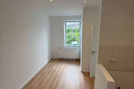 Wohnung Dortmund Hombruch - 2 Zimmer, 30 m&sup2;, 450&euro; | Angebot:27394262