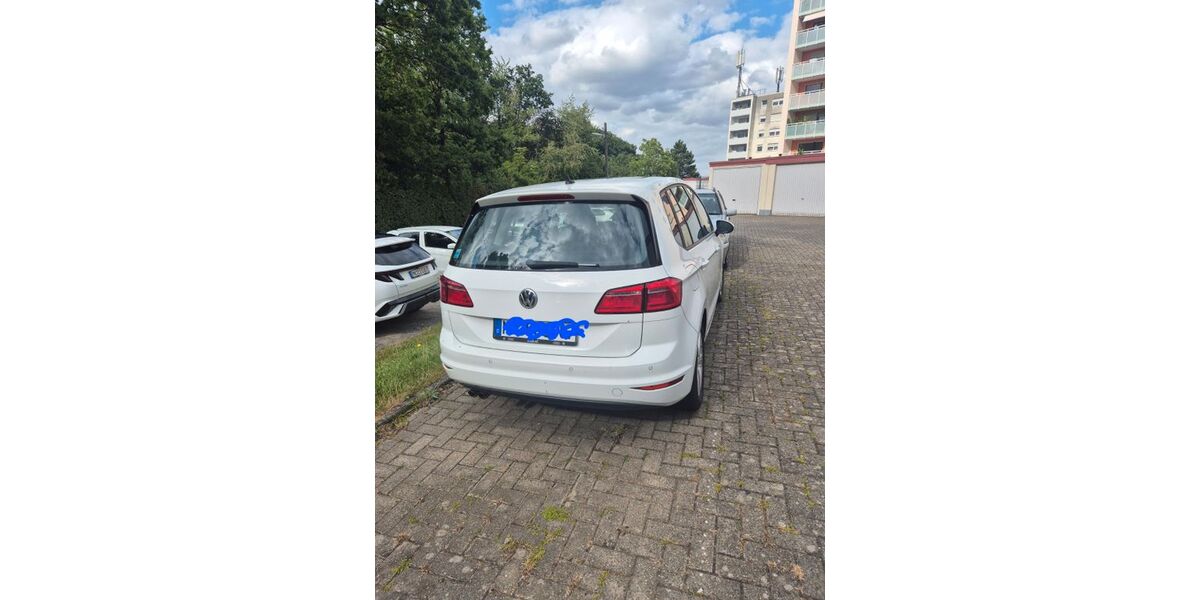 VW Golf Sportsvan 50.005 km 15.000 &euro; Hemer 58675