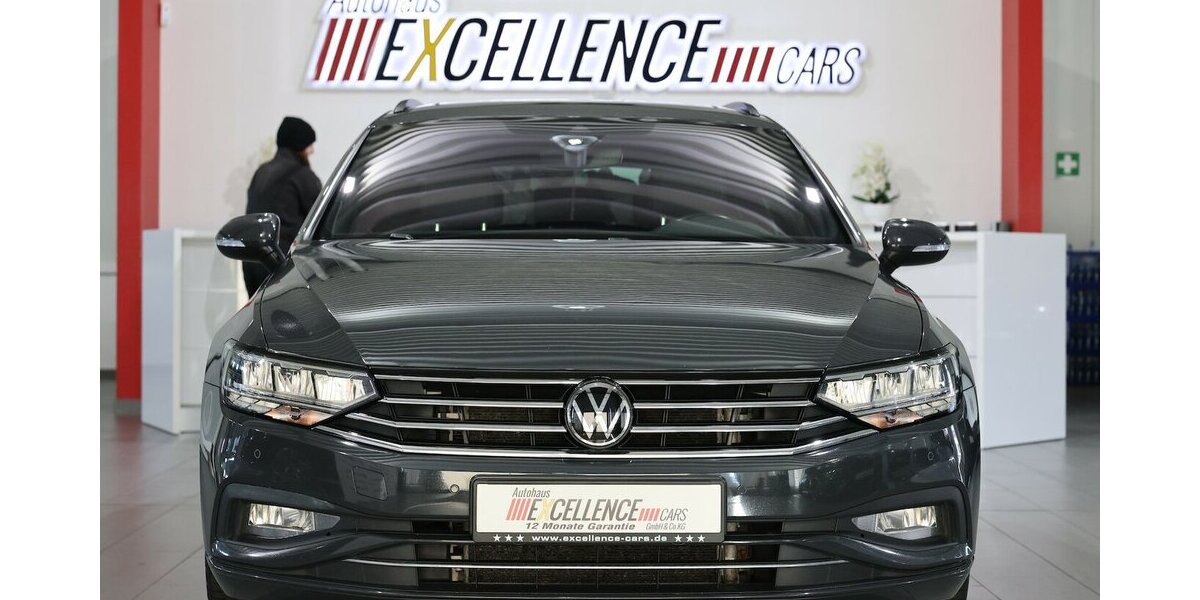 VW Passat Variant 2.0 TDI DSG BUSINESS IQ PANORAMA 122.000 km 22.777 &euro; Hamm 59077