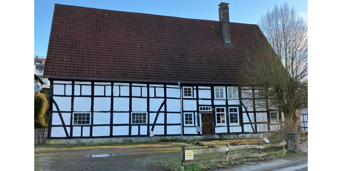 Einfamilienhaus Iserlohn Letmathe - 6 Zimmer, 500 m&sup2;, 345.000&euro; | Angebot:25906179