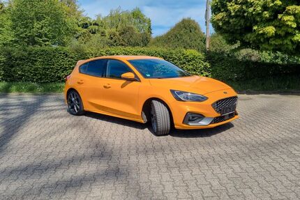 Ford Focus 82.498 km 22.690 &euro; Dortmund 44225