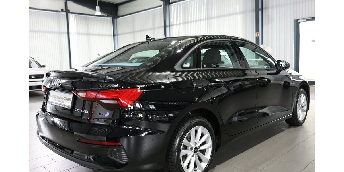 Audi A3 LIMOUSINE 35 TFSI BUSINESS BLACK LED,ACC+LANE 16.000 km 27.777 &euro; Hamm 59077