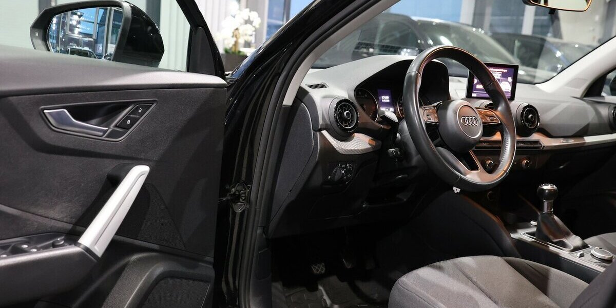 Audi Q2 1.4 TFSI SPORT / 1.HAND / ABN.AHK / PDC / SHZ 138.000 km 14.111 &euro; Hamm 59077