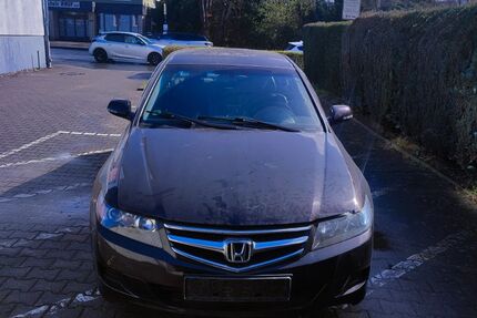Honda Accord 168.000 km 3.000 &euro; Bergkamen 59192