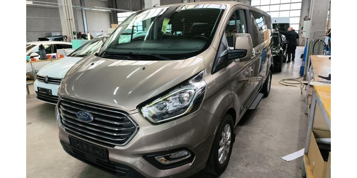 Ford Tourneo Custom 27.981 km 29.635 &euro; Hamm 59067