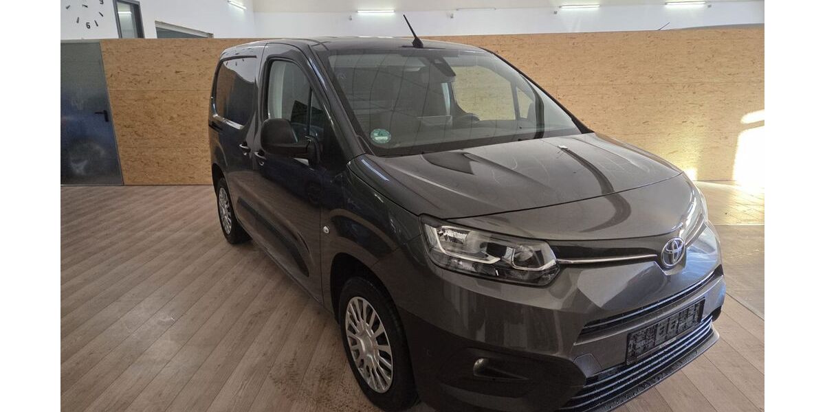 Toyota Proace City 137.307 km 15.500 &euro; Drensteinfurt 48317