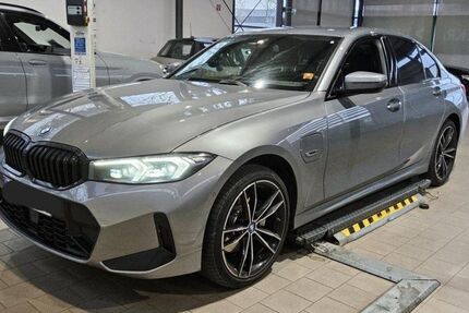 BMW 330 87.183 km 34.825 &euro; Hagen 58091