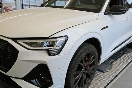 Audi e-tron 26.690 km 32.435 &euro; Hagen 58091