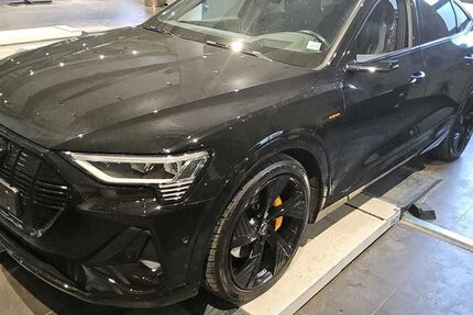 Audi e-tron 57.857 km 39.835 &euro; Hagen 58091