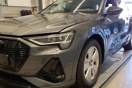 Audi e-tron 47.523 km 43.340 &euro; Hagen 58091