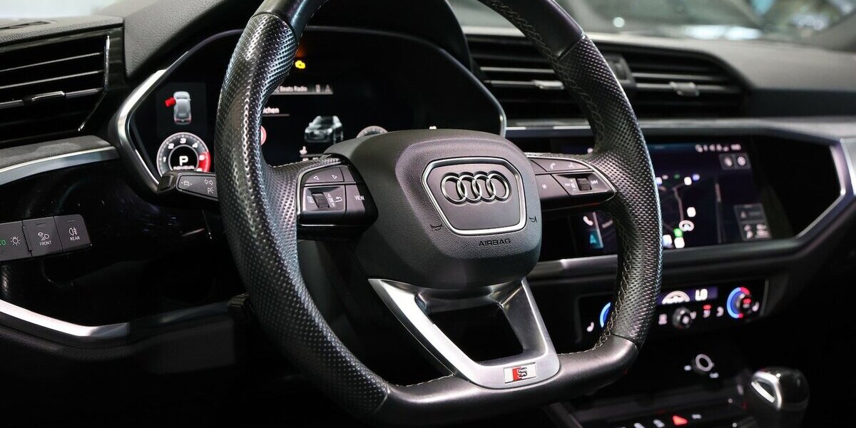 Audi Q3 40 TDI QUATTRO S-LINE SPORT BLACK MATRIX-LED 172.000 km 27.333 &euro; Hamm 59077