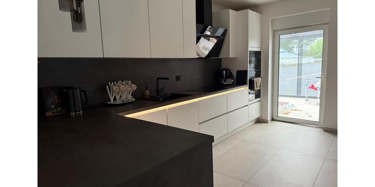 Einfamilienhaus Bergkamen - 3 Zimmer, 110 m&sup2;, 1.600&euro; | Angebot:26481032